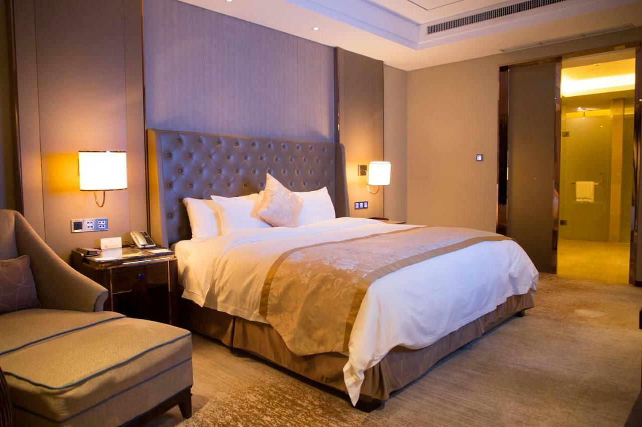 Howard Johnson Qinlu Plaza Yingtan المظهر الخارجي الصورة